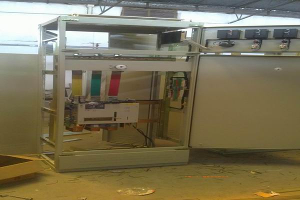 天山控制柜-3683品牌总闸控制柜的使用原则